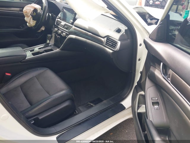 1HGCV1F3XJA189260 Honda Accord Sport