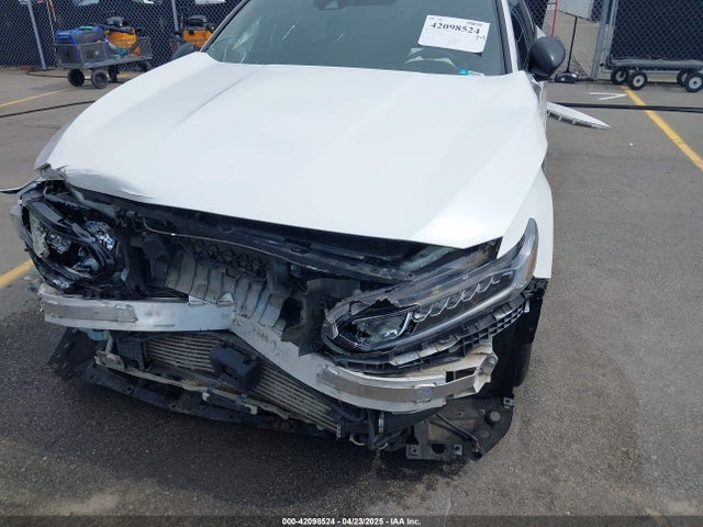 1HGCV1F3XJA189260 Honda Accord Sport