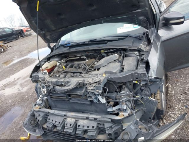 1FADP3K21FL230141 Ford FOCUS SE