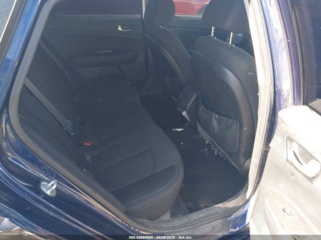 5XXGT4L33HG172343 KIA Optima Lx