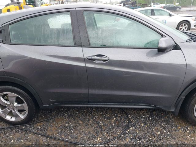 3CZRU5H34KG702631 Honda HR-V LX