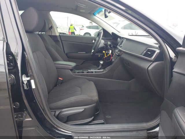 5XXGT4L37GG024243 KIA Optima Lx