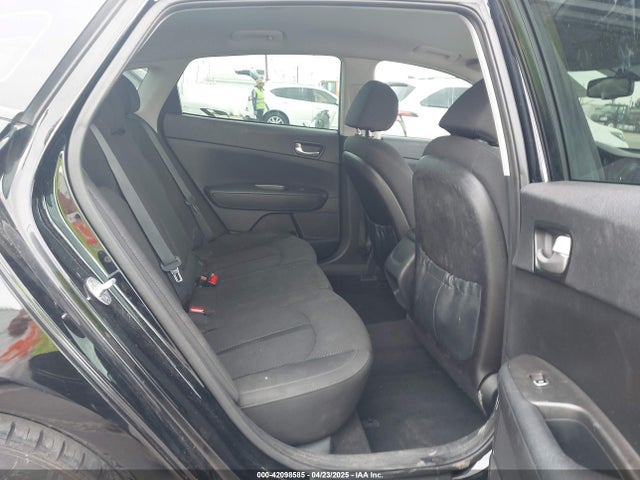 5XXGT4L37GG024243 KIA Optima Lx