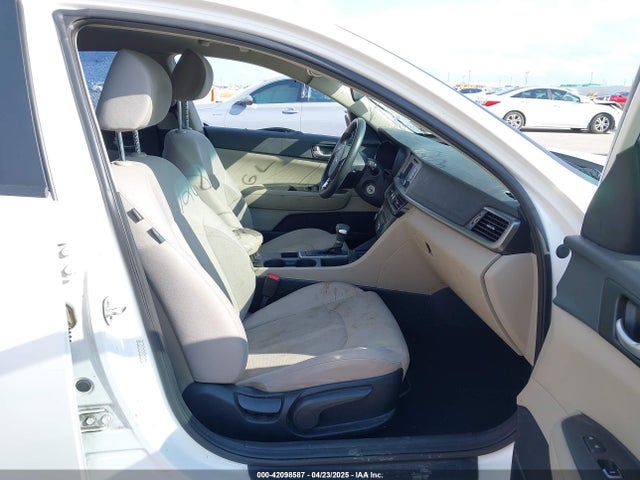KNAGT4L38G5083772 KIA Optima Lx