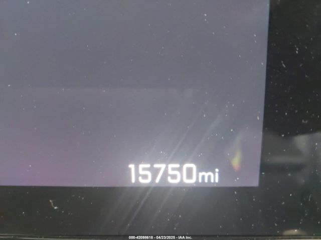 KL77LKE23RC013944 Chevrolet Trax Fwd Activ