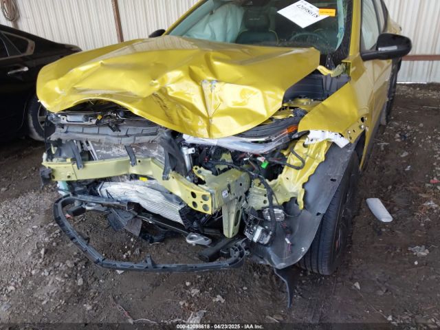 KL77LKE23RC013944 Chevrolet Trax Fwd Activ
