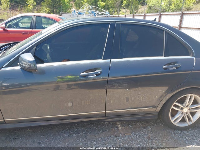 WDDGF4HB5EA964773 Mercedes-Benz C 250 Luxury/sport