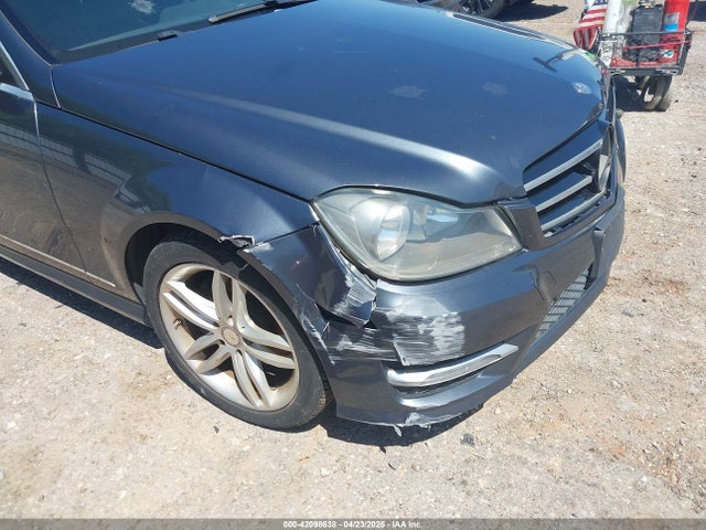 WDDGF4HB5EA964773 Mercedes-Benz C 250 Luxury/sport