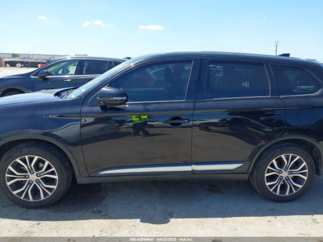 JA4AD3A32JZ067046 Mitsubishi Outlander Se