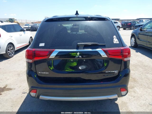 JA4AD3A32JZ067046 Mitsubishi Outlander Se