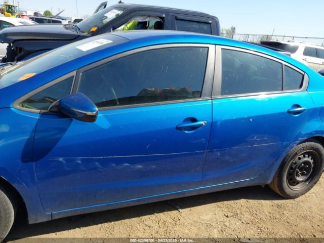 KNAFX4A68F5332051 KIA FORTE LX