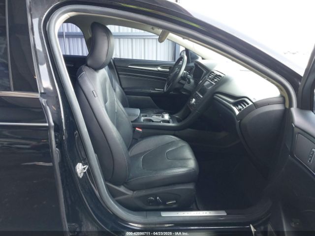 3FA6P0K95HR130097 Ford Fusion Titanium
