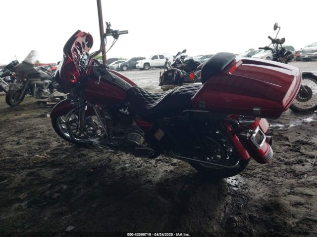 2006 HARLEY-DAVIDSON FLHXI 1HD1KBW1X6Y602956 Photo 2