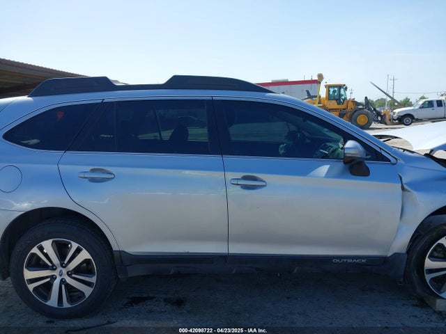 4S4BSENC6J3328392 Subaru u4
