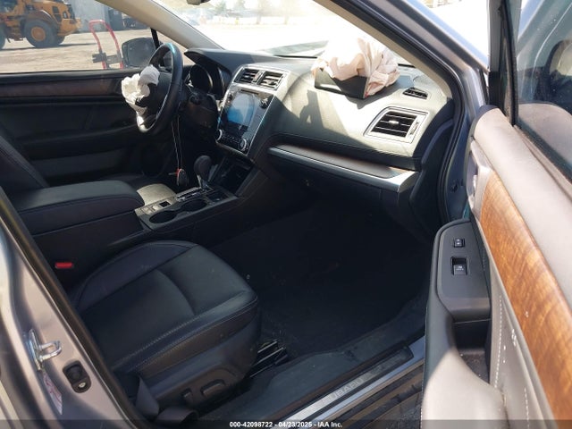 4S4BSENC6J3328392 Subaru u4