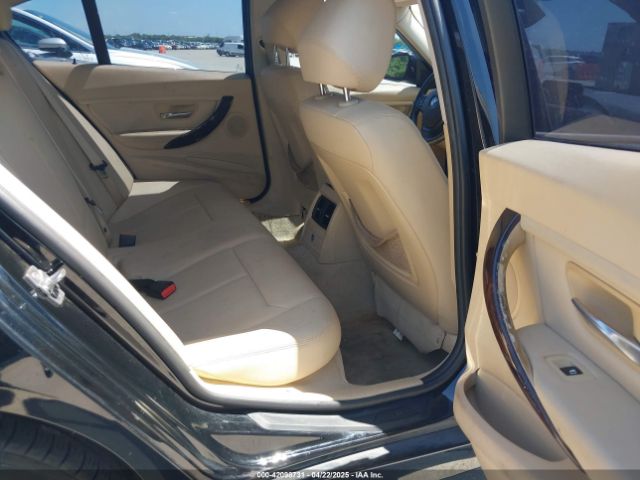 WBA3B1C57EK131519 BMW 320i