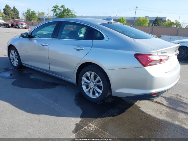 1G1ZD5ST4KF109179 Chevrolet MALIBU LT