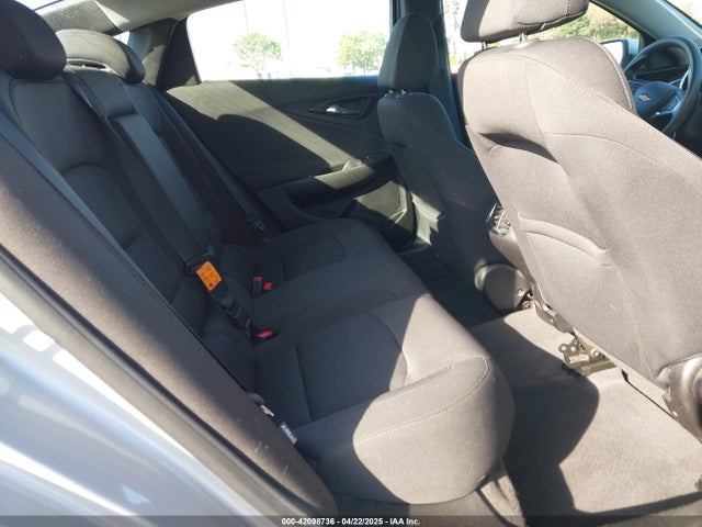 1G1ZD5ST4KF109179 Chevrolet MALIBU LT