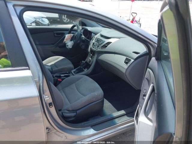 KMHDH4AE6FU456853 Hyundai ELANTRA SE
