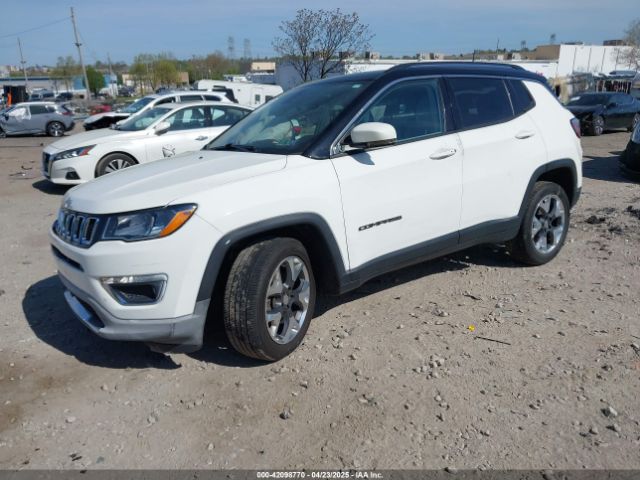 2019 JEEP COMPASS 3C4NJDCB6KT740505 Photo 1