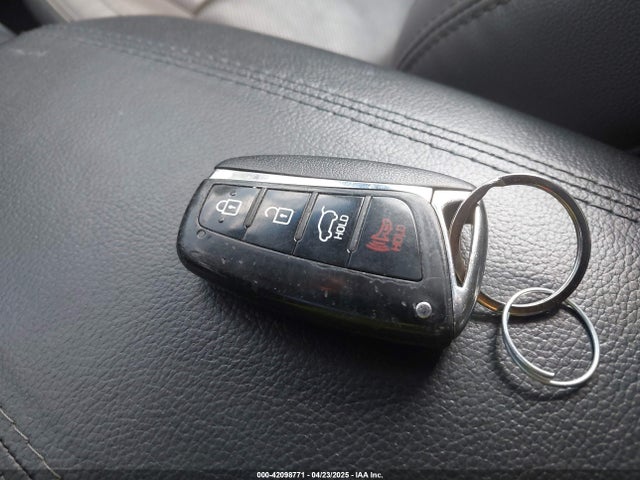 5XYZU3LB4HG387586 Hyundai Santa Fe Sport 2.4l