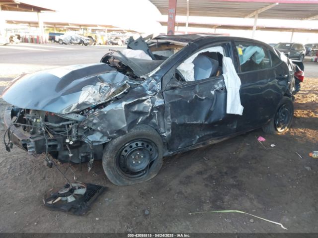 2T1BURHE4HC962529 Toyota COROLLA LE