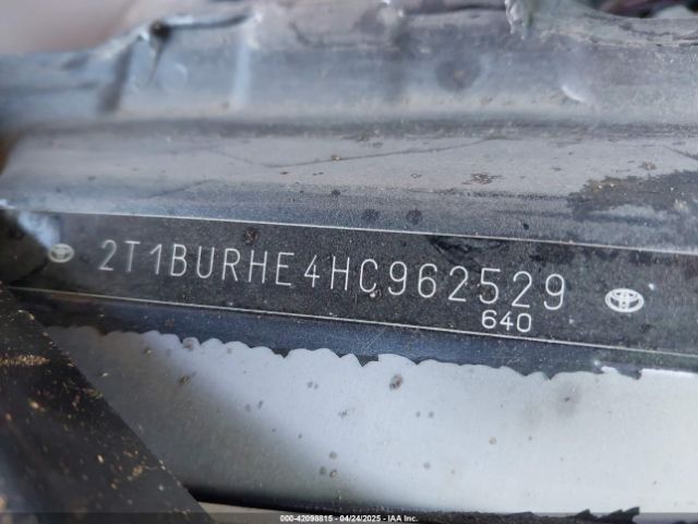 2T1BURHE4HC962529 Toyota COROLLA LE
