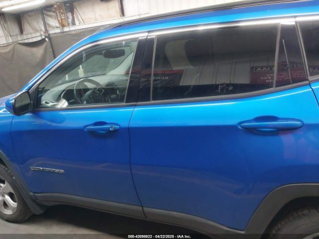 3C4NJDBB3KT595277 Jeep 2019