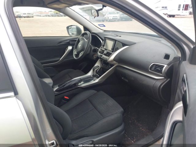 2019 MITSUBISHI ECLIPSE CROSS JA4AT3AA1KZ033005 Photo 4