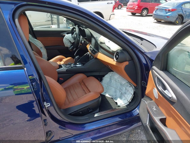 ZARFANBN0L7626372 Alfa Romeo Giulia Ti Sport Awd