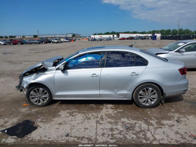 3VWD67AJ3GM320479 Volkswagen Jetta 1.4t Se