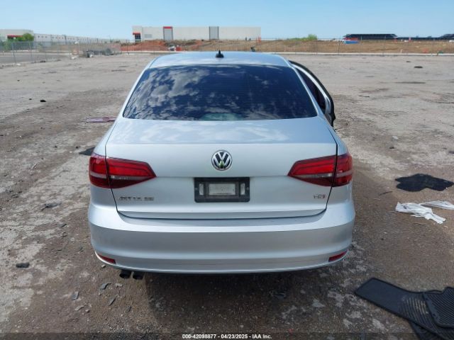 3VWD67AJ3GM320479 Volkswagen Jetta 1.4t Se