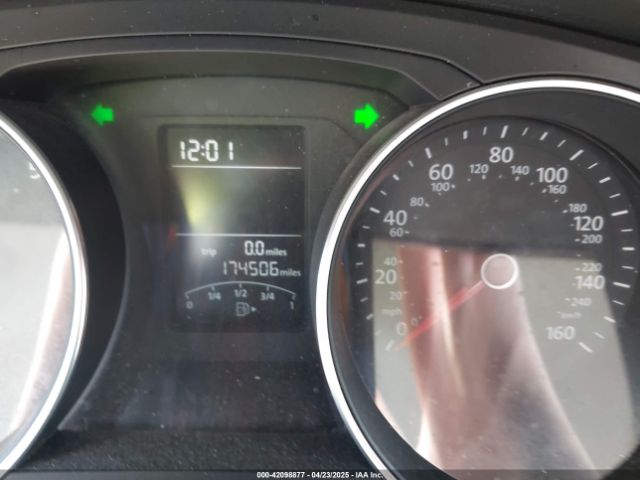 3VWD67AJ3GM320479 Volkswagen Jetta 1.4t Se