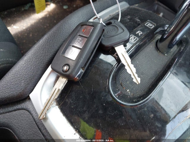 JN8AT2MT7GW028885 Nissan ROGUE S