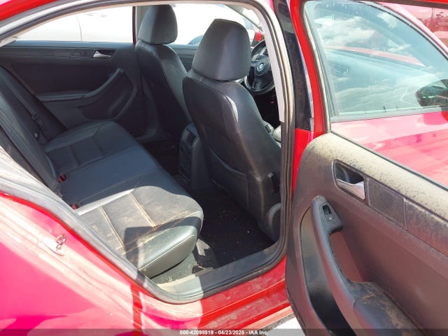 3VWD17AJ0EM263217 Volkswagen Jetta 1.8t Se