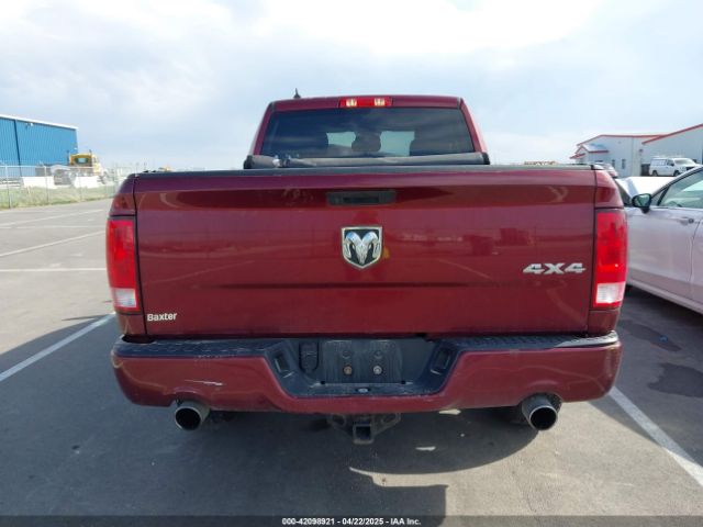 1C6RR7FT9KS665856 RAM 1500 Classic Express  4x4 6'4 Box