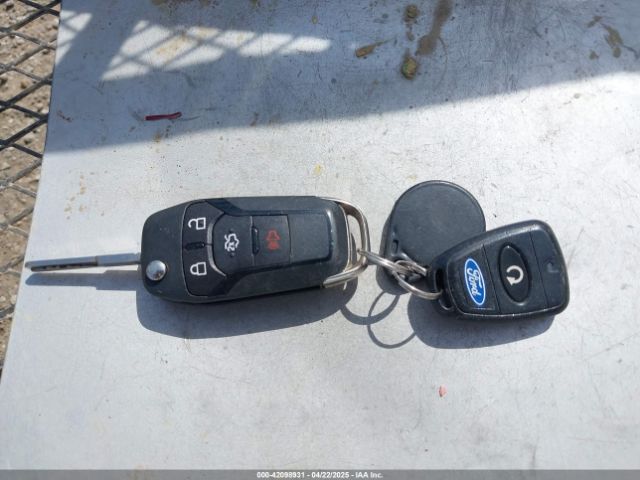 1FA6P0HD3F5108837 Ford FUSION SE