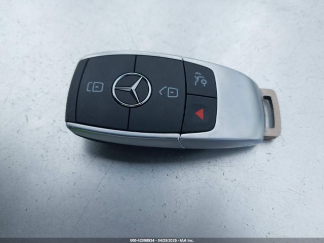 W1KWF8DB8MR605913 Mercedes-Benz C 300 Sedan