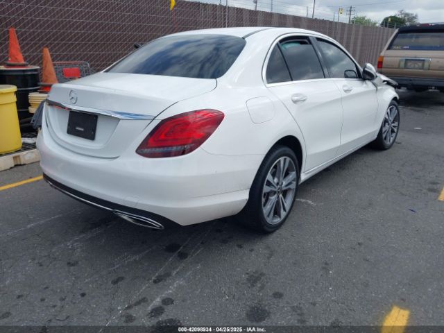 W1KWF8DB8MR605913 Mercedes-Benz C 300 Sedan