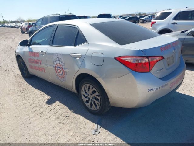 2T1BURHE1JC097976 Toyota COROLLA LE