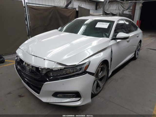 1HGCV1F96JA089256 Honda Accord Touring