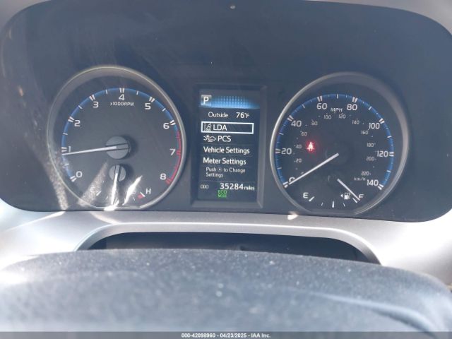 JTMZFREV0HJ102435 Toyota RAV4 LE
