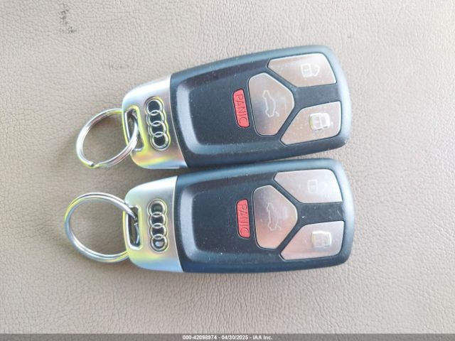 WA1LAAF76JD004708 Audi Q7 3.0t Premium