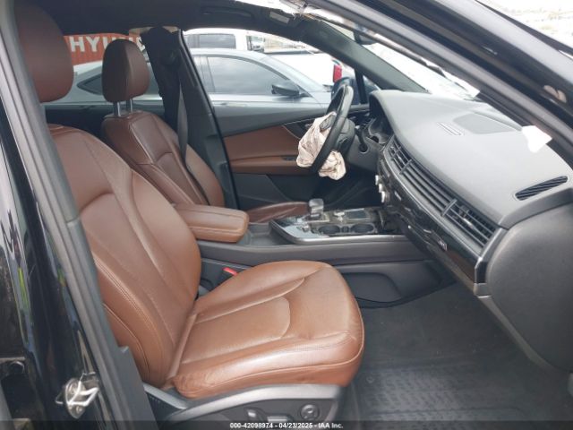 WA1LAAF76JD004708 Audi Q7 3.0t Premium