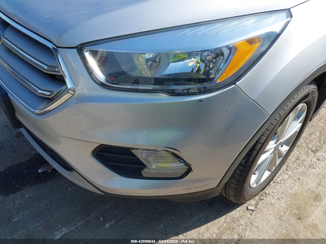 1FMCU0GD2HUB57992 Ford ESCAPE SE