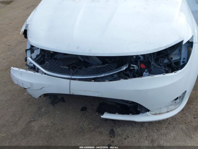 2C4RC1GG5HR812712 Chrysler Pacifica Limited