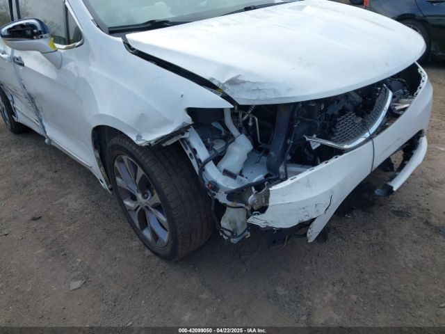 2C4RC1GG5HR812712 Chrysler Pacifica Limited