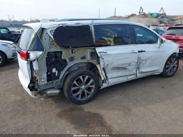 2C4RC1GG5HR812712 Chrysler Pacifica Limited