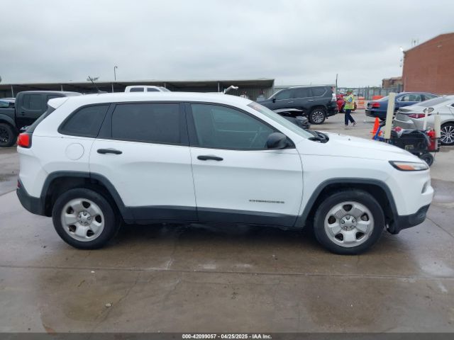 1C4PJLAB7EW149295 Jeep Cherokee Sport