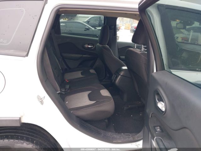 1C4PJLAB7EW149295 Jeep Cherokee Sport